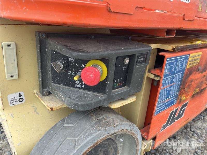 JLG 1230ES Vertical Mast Lift رافعات السارية الرأسية