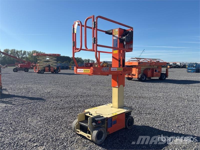 JLG 1230ES Vertical Mast Lift Vertikální sloupové výtahy