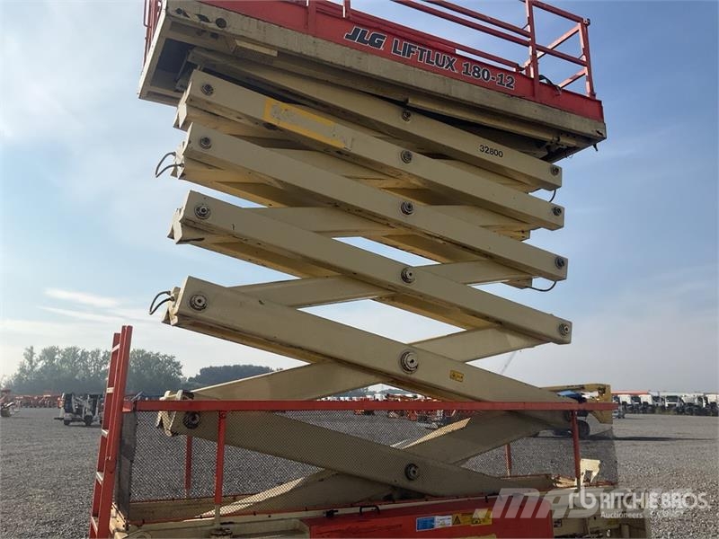 JLG 180-12 Electric Scissor Lift Scheren-Arbeitsbühnen
