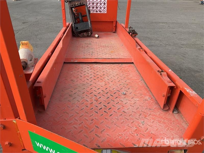 JLG 1930 ES Electric Scissor Lift 剪叉式升降机