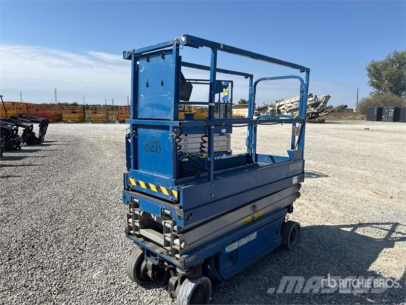 JLG 1930 ES Scissor Lift (Inoperable) 剪式升降機