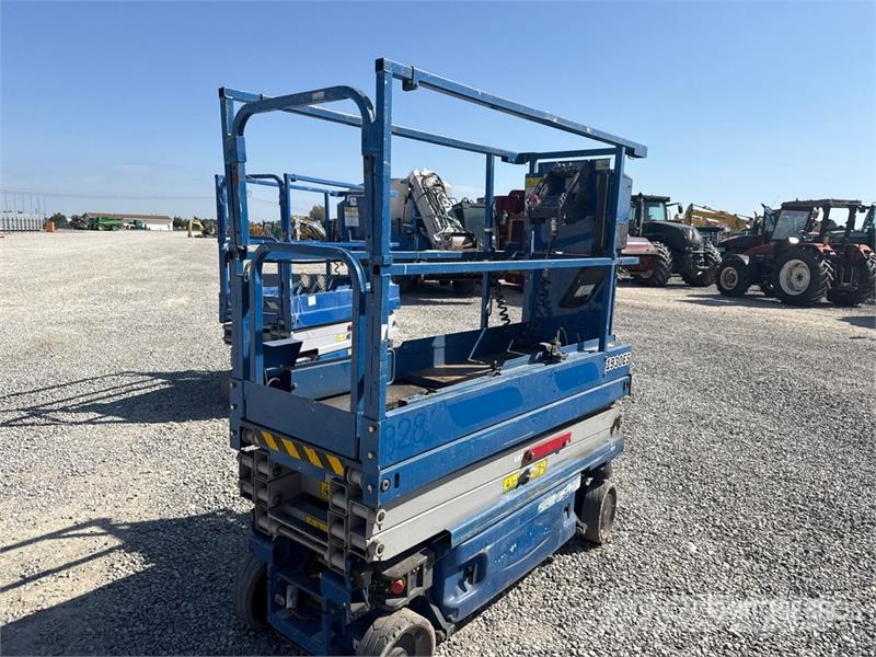 JLG 1930 ES Scissor Lift (Inoperable) 剪式升降機