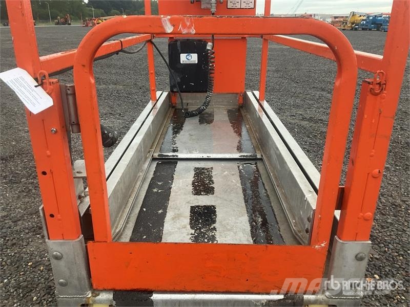 JLG 1930 ES Scissor Lift Scheren-Arbeitsbühnen