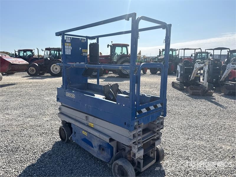 JLG 1930 ES Scissor Lift (Inoperable) 剪式升降機