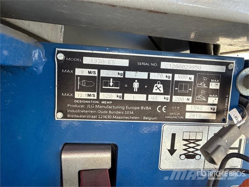 JLG 1930 ES Scissor Lift (Inoperable) 剪式升降機
