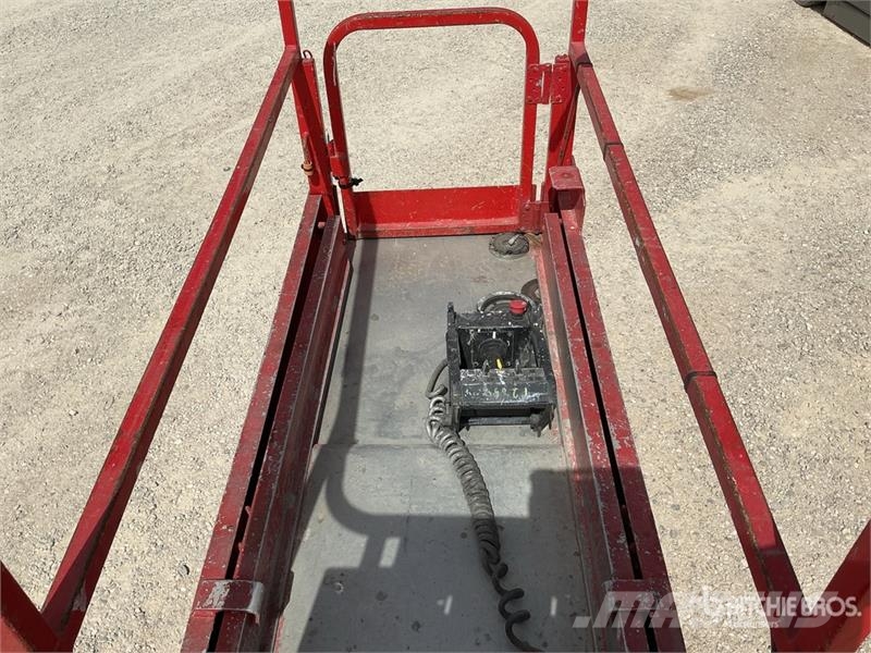 JLG 1930ES Electric Scissor Lift (Inoperable) Sakselifter