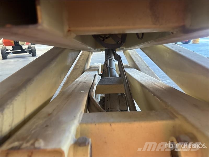 JLG 2030ES Electric Scissor Lift Škarjaste dvižne ploščadi