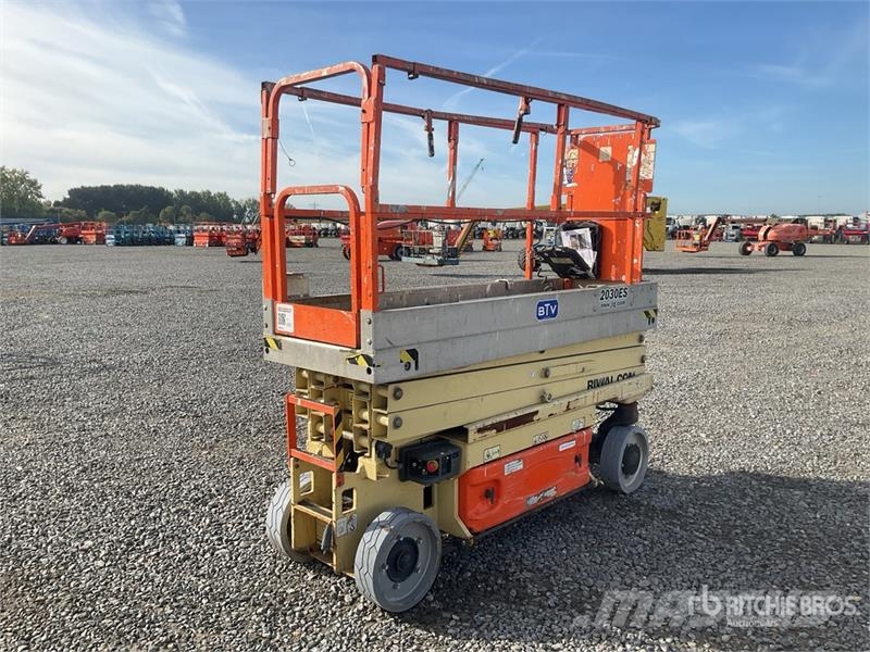 JLG 2030ES Electric Scissor Lift (Inoperable) Saksilavat
