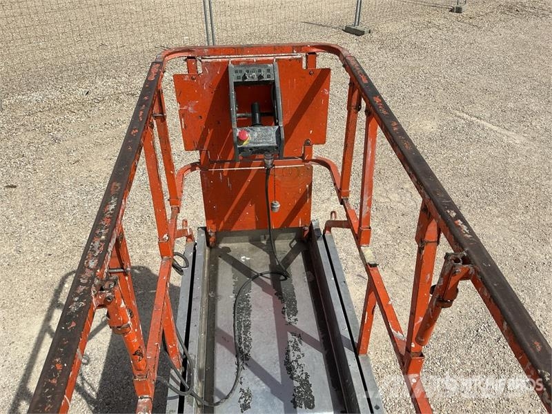 JLG 2030ES Electric Scissor Lift Sakselifter