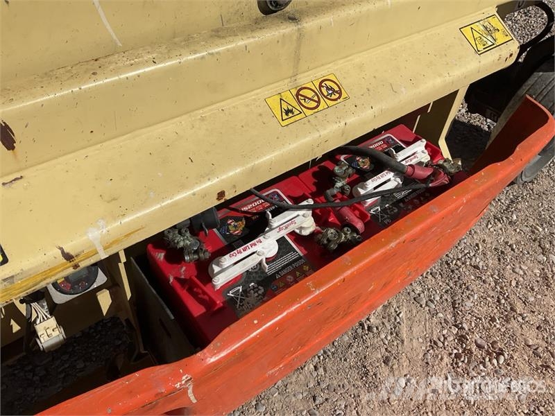 JLG 2646ES Electric 10 mts Electric Scissor Lift Scissor lifts