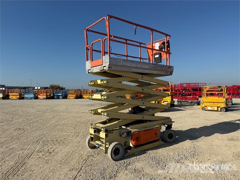 JLG 2646ES Electric Scissor Lift Ножични работни платформи