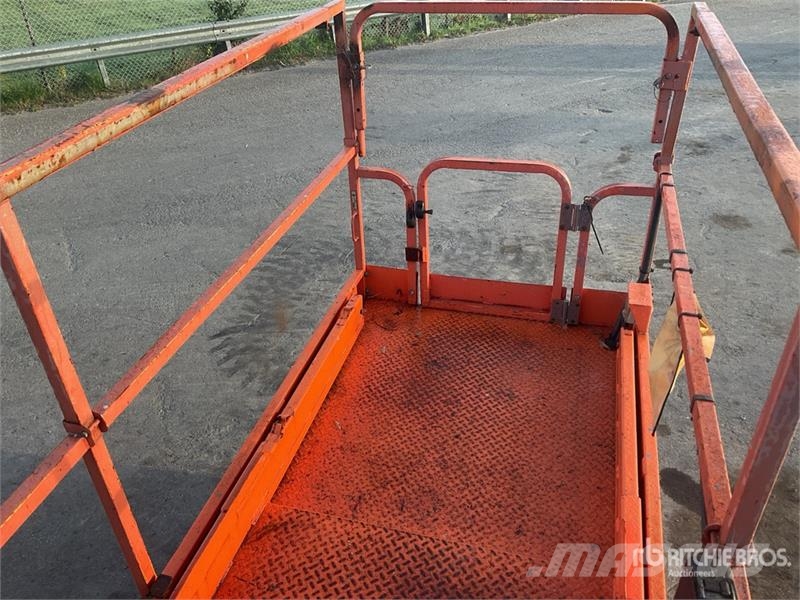 JLG 2646ES Electric Scissor Lift Škarjaste dvižne ploščadi
