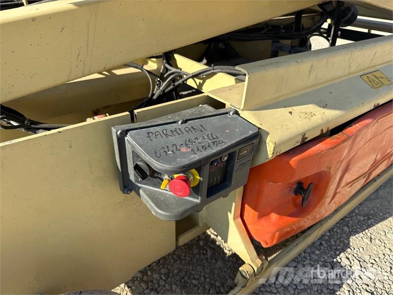 JLG 2646ES Electric Scissor Lift Ножични работни платформи