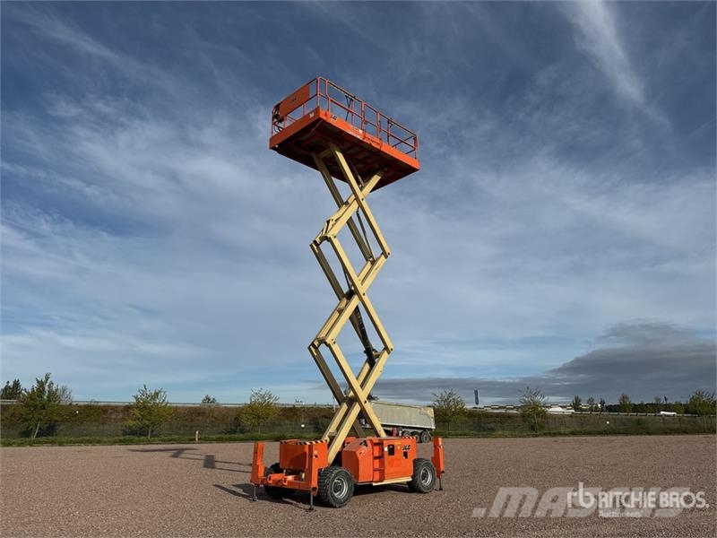 JLG 3394 RT 4x4 Diesel Nacelle Ciseau Scissor Lift Elevadores de tesoura
