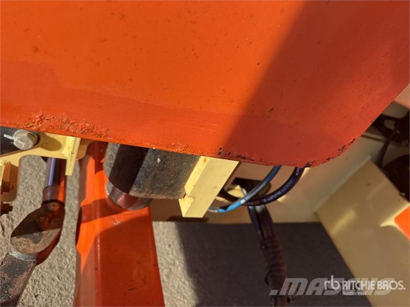 JLG 3394RT 4x4 Diesel Nacelle Ciseau Scissor Lift 剪叉式升降机
