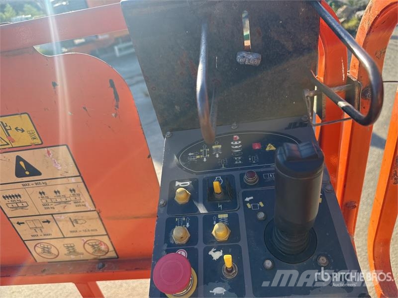 JLG 3394RT 4x4 Diesel Nacelle Ciseau Scissor Lift 剪叉式升降机
