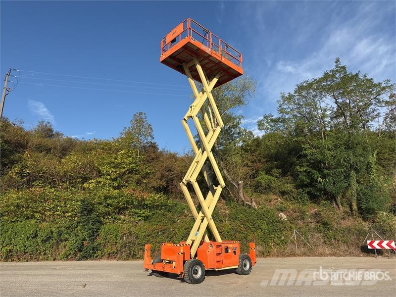 JLG 3394RT 4x4 Diesel Nacelle Ciseau Scissor Lift Nacelle ciseaux