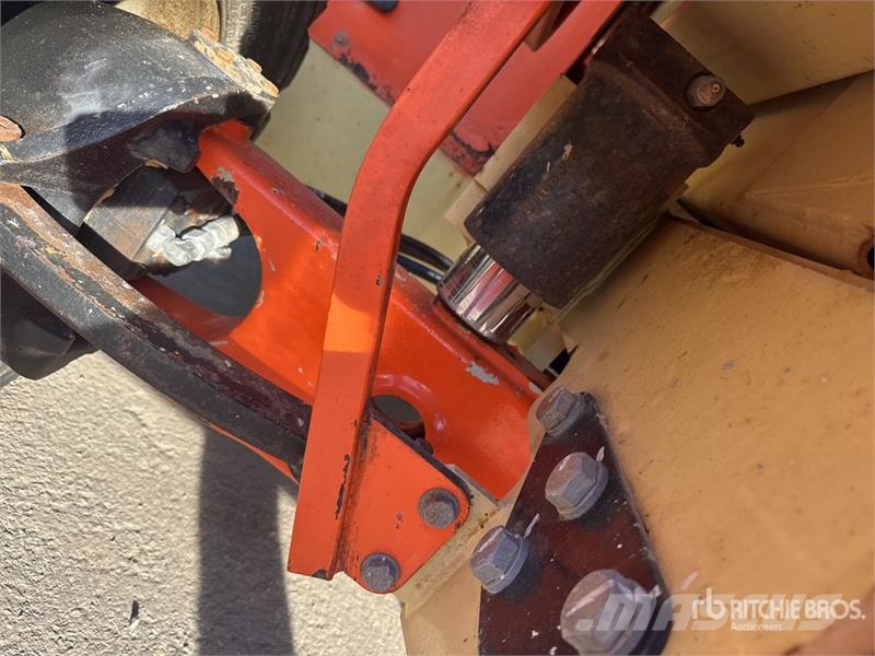 JLG 3394RT 4x4 Diesel Nacelle Ciseau Scissor Lift 剪叉式升降机