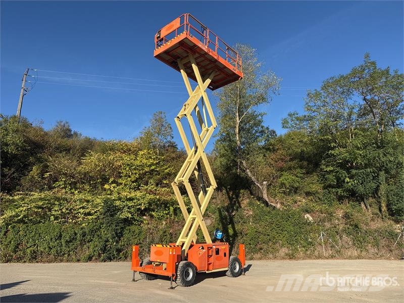 JLG 3394RT 4x4 Diesel Nacelle Ciseau Scissor Lift 剪叉式升降机