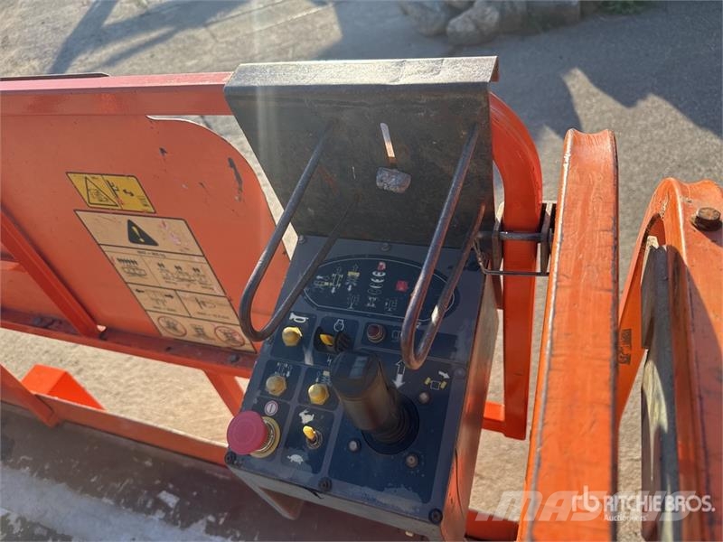 JLG 3394RT 4x4 Diesel Nacelle Ciseau Scissor Lift 剪叉式升降机