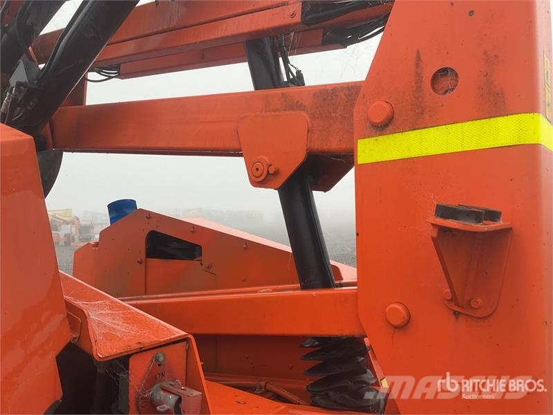 JLG 340AJ 4WD Diesel Articulating Boom Lift Karos emelők