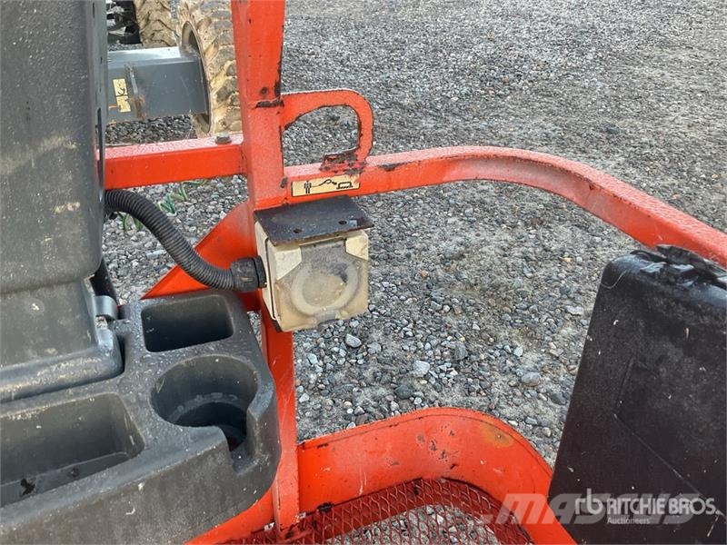 JLG 340AJ 4WD Diesel Articulating Boom Lift Alkūniniai keltuvai