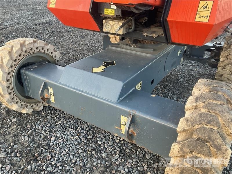 JLG 340AJ 4WD Diesel Articulating Boom Lift Alkūniniai keltuvai