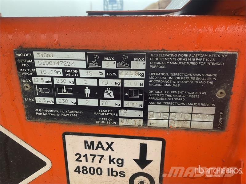 JLG 340AJ 4WD Diesel Articulating Boom Lift Karos emelők