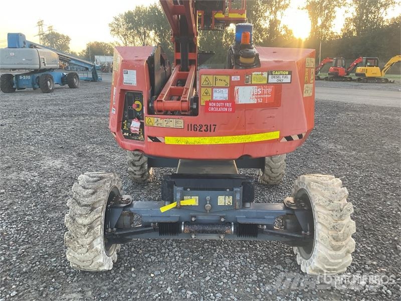 JLG 340AJ 4WD Diesel Articulating Boom Lift Alkūniniai keltuvai