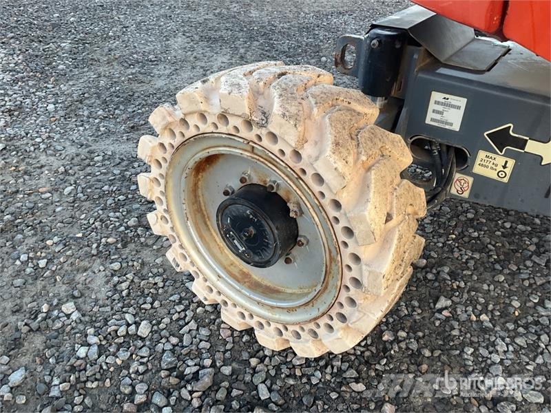 JLG 340AJ 4WD Diesel Articulating Boom Lift Alkūniniai keltuvai