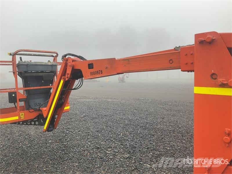JLG 340AJ 4WD Diesel Articulating Boom Lift Karos emelők