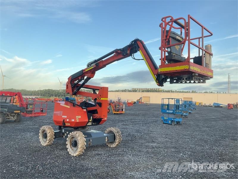 JLG 340AJ 4WD Diesel Articulating Boom Lift Alkūniniai keltuvai