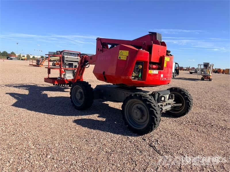 JLG 340AJ 4WD Nacelle Articulee Articulating Boom Lift Bomliftar