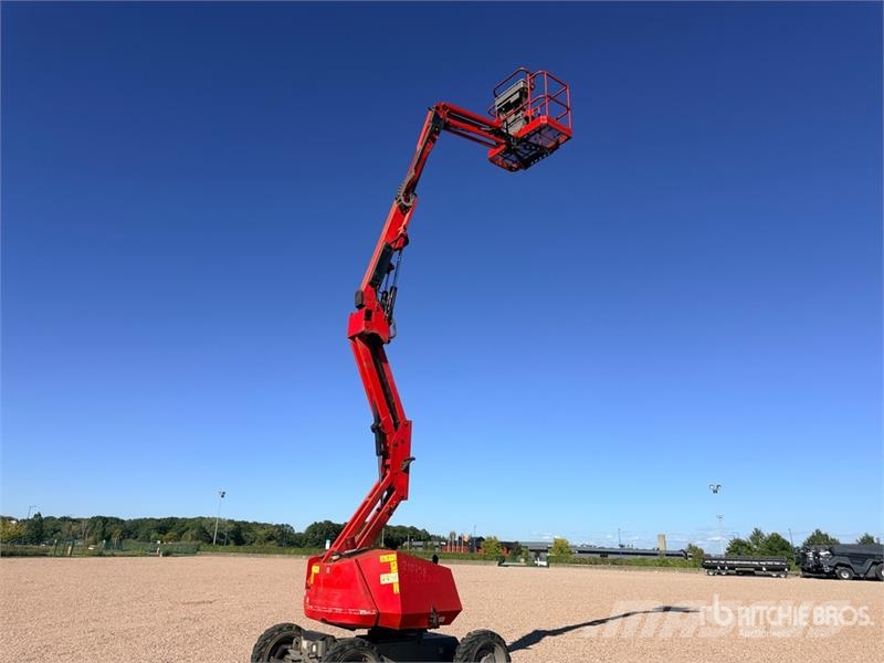 JLG 340AJ 4WD Nacelle Articulee Articulating Boom Lift Bomliftar