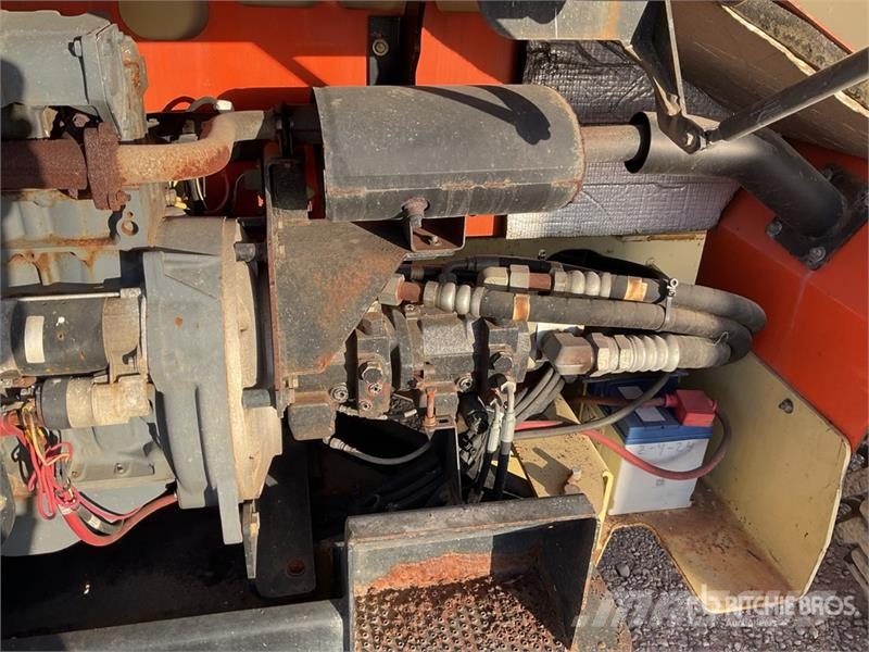 JLG 4394 RT 4x4 Diesel Scissor Lift 剪叉式升降机