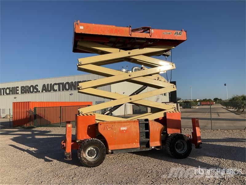 JLG 4394 RT 4x4 Diesel Scissor Lift 剪叉式升降机