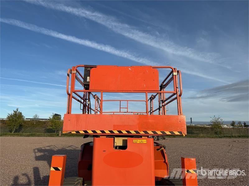 JLG 4394 RT 4x4 Diesel Nacelle Ciseau Scissor Lift Elevadores de tesoura