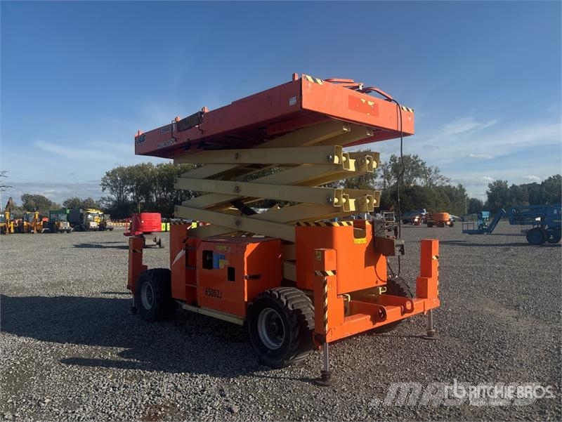 JLG 4394 RT 4x4 Diesel Scissor Lift Schaarhoogwerkers