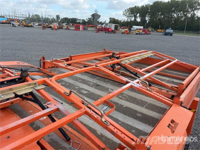 JLG 4394 RT 4x4 Diesel Scissor Lift Šķerveida pacēlāji