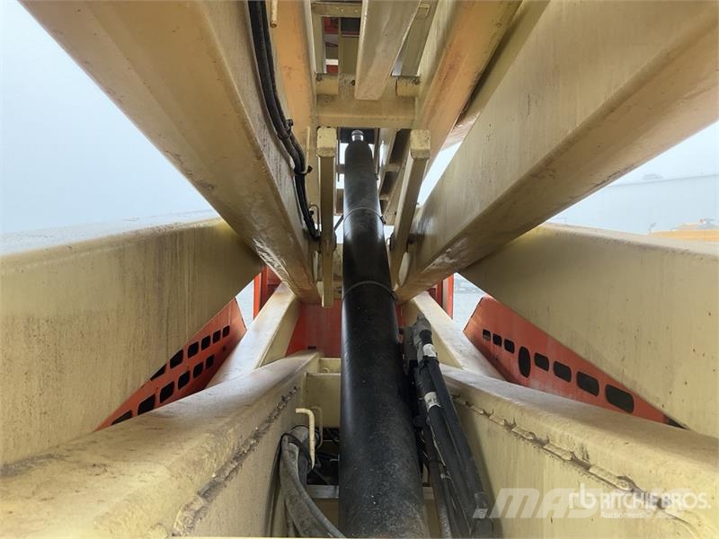 JLG 4394 RT 4x4 Diesel Scissor Lift Scissor lifts