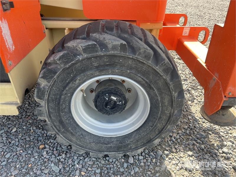 JLG 4394 RT 4x4 Diesel Scissor Lift Šķerveida pacēlāji