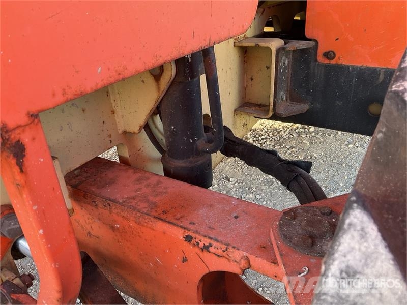 JLG 4394 RT 4x4 Diesel Scissor Lift 剪叉式升降机