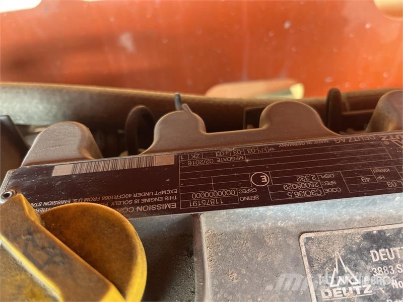 JLG 4394 RT 4x4 Diesel Scissor Lift Šķerveida pacēlāji