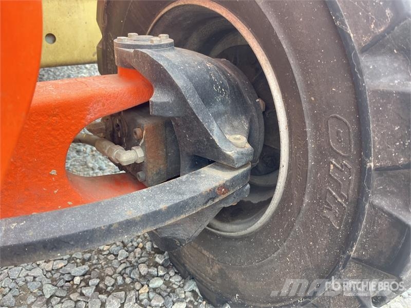 JLG 4394 RT 4x4 Diesel Scissor Lift Šķerveida pacēlāji