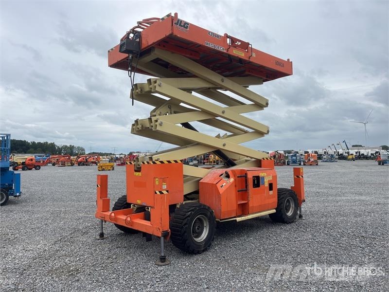 JLG 4394 RT 4x4 Diesel Scissor Lift Šķerveida pacēlāji