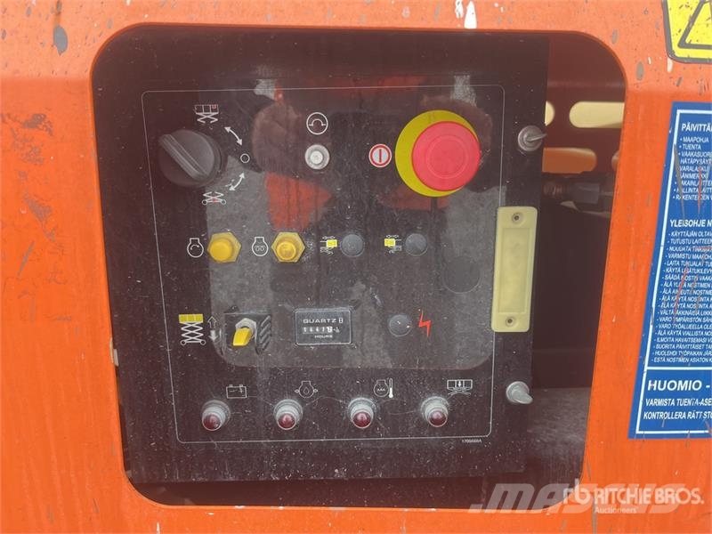 JLG 4394 RT 4x4 Diesel Scissor Lift Šķerveida pacēlāji