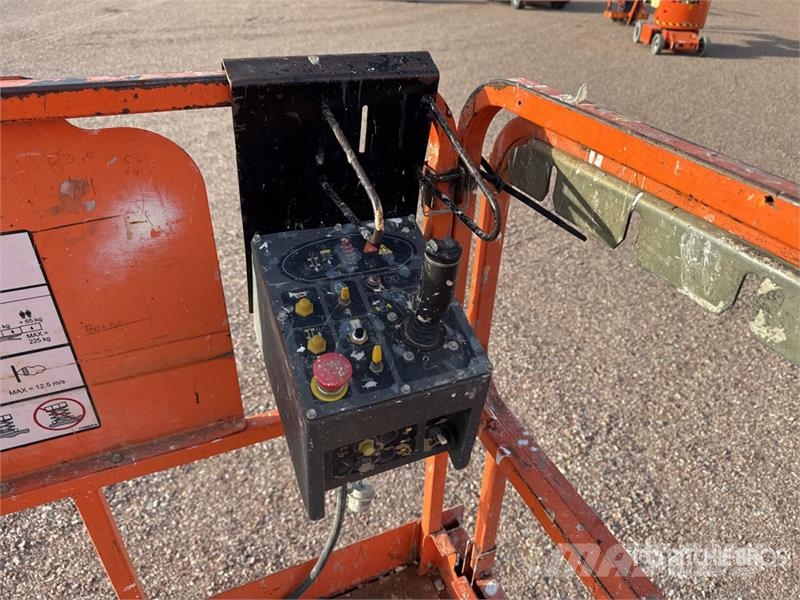 JLG 4394 RT 4x4 Diesel Nacelle Ciseau Scissor Lift 剪叉式升降机