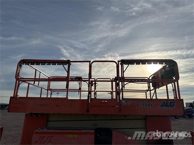 JLG 4394 RT 4x4 Diesel Nacelle Ciseau Scissor Lift 剪叉式升降机