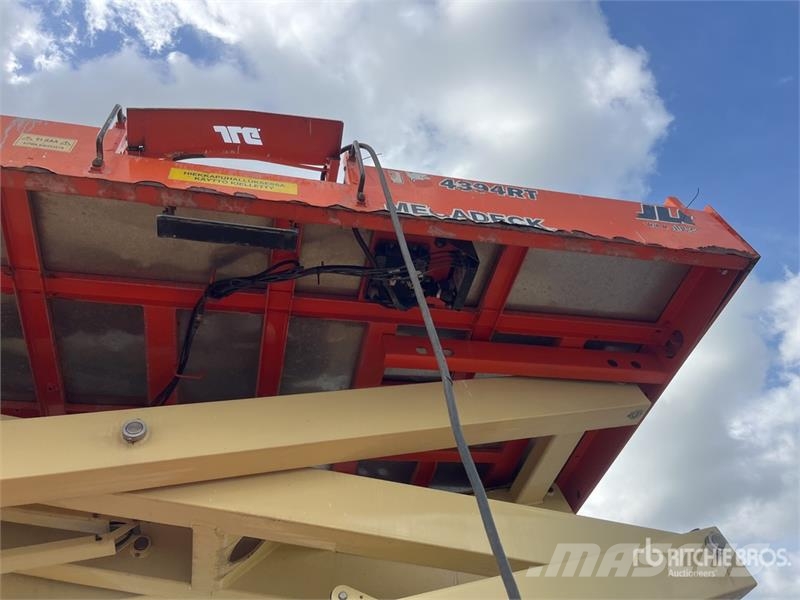 JLG 4394 RT 4x4 Diesel Scissor Lift Šķerveida pacēlāji