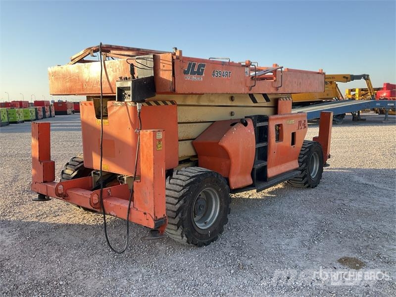 JLG 4394 RT 4x4 Diesel Scissor Lift 剪叉式升降机